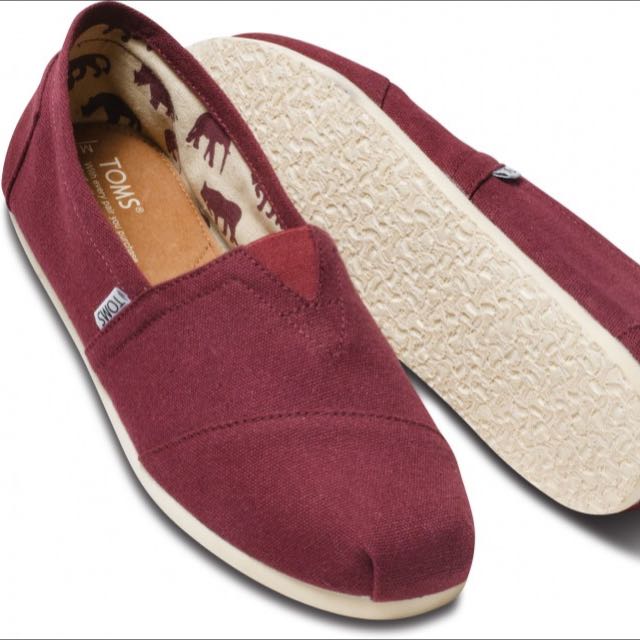 maroon toms womens