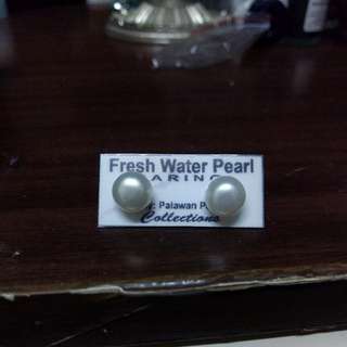 Fresh Water Pearl Earring
真淡水珍珠耳環
 64236715465217110