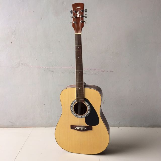 Gitar Jumbo