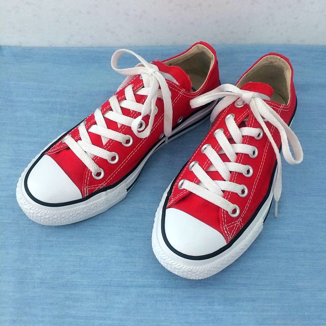 red converse womens