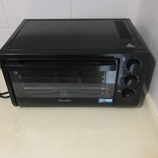 Electrolux 21L Oven Toaster EOT4550, TV & Home Appliances, Kitchen