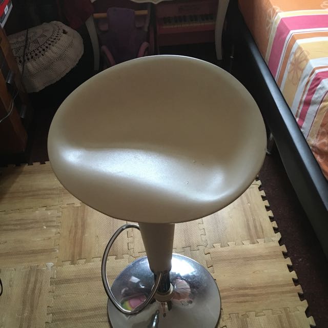 Bar Chair, Furniture & Home Living, Furniture, Chairs On Carousell