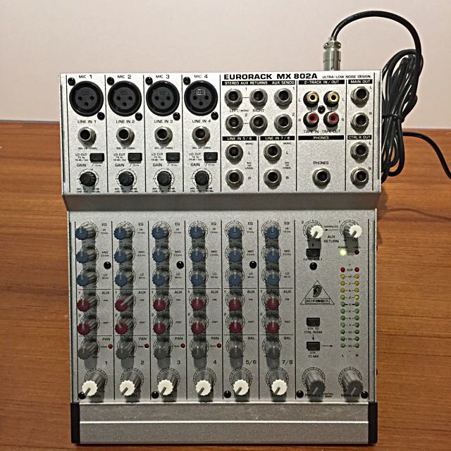 Behringer Eurorack MX802A Channel Audio Mixer 1844638372