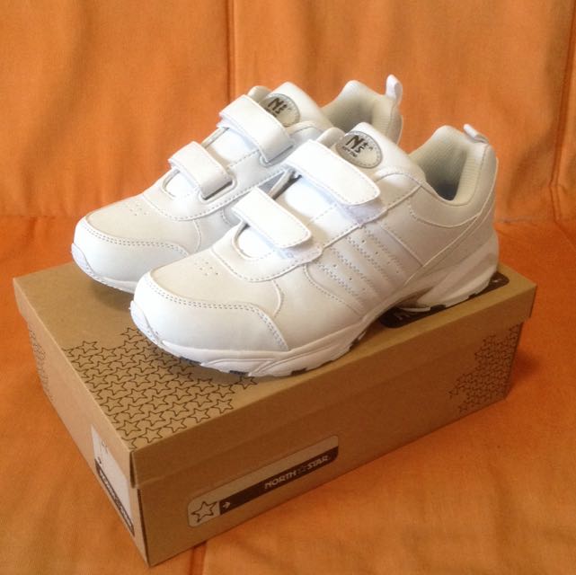 bata north star white shoes