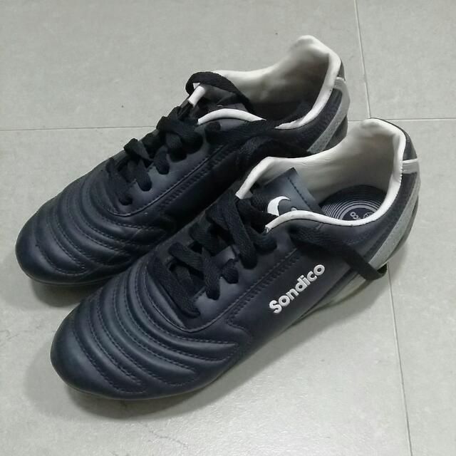 sondico football shoes