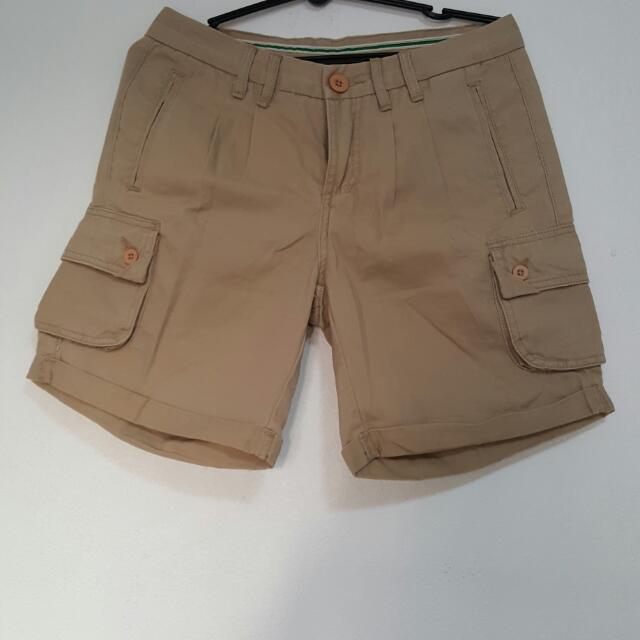 8 pocket cargo shorts