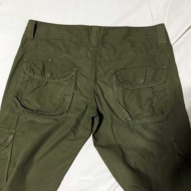 Terranova Cargo-Jogger Jeans (Category: Other Bottoms) located in Cebu City. Submitted by chatty124 (Listing ID 95264719, Image 3). Description: .