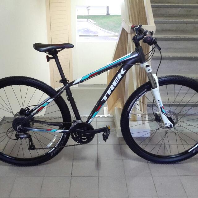 Trek 3900 hotsell 2015