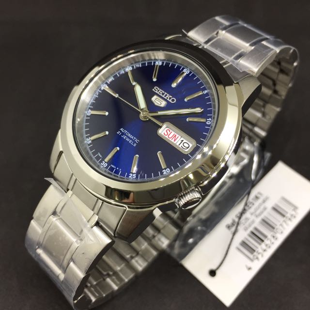 seiko 5 watch golden