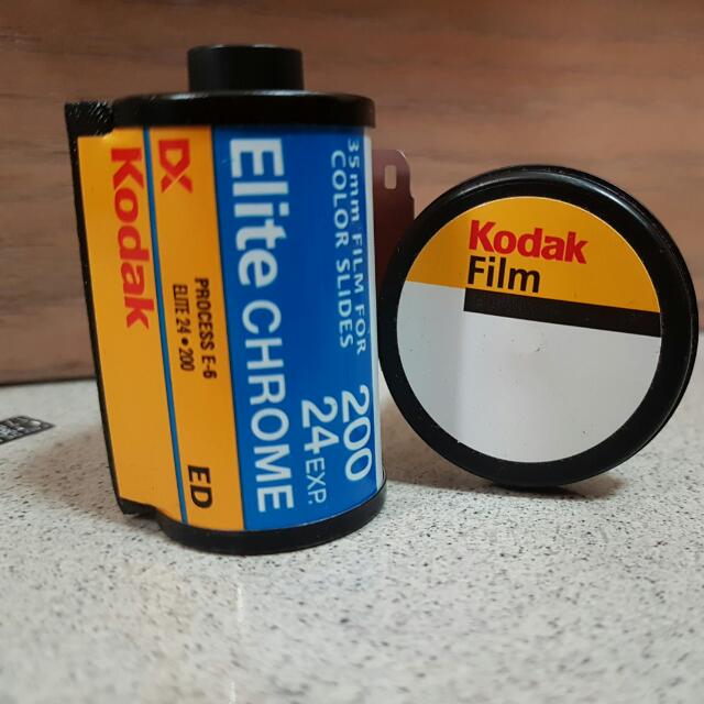 Kodak Elite Chrome 200 Color Slide 35mm Film 24 Exp 1 Roll 