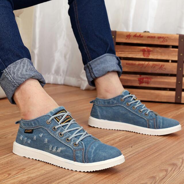 Washed denim on sale canvas shoes