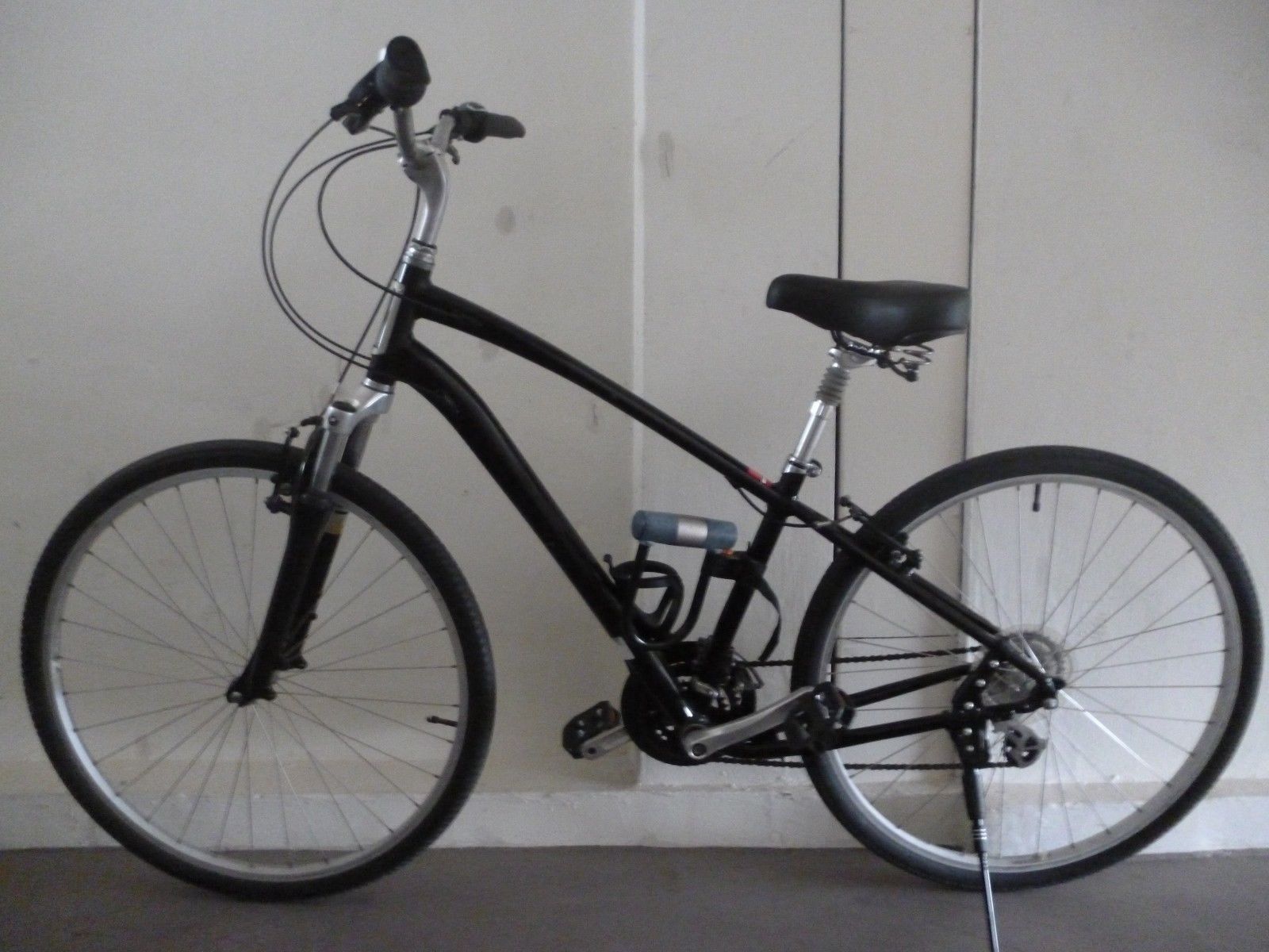 specialized aluminum mountain bike