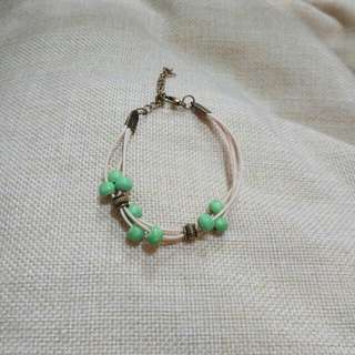 Jewel: bracelet (string ) 手繩 手鍊