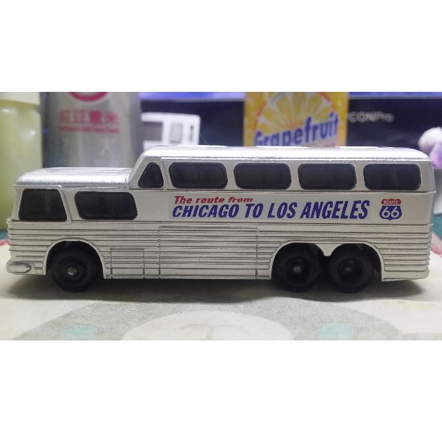 greyhound toy bus