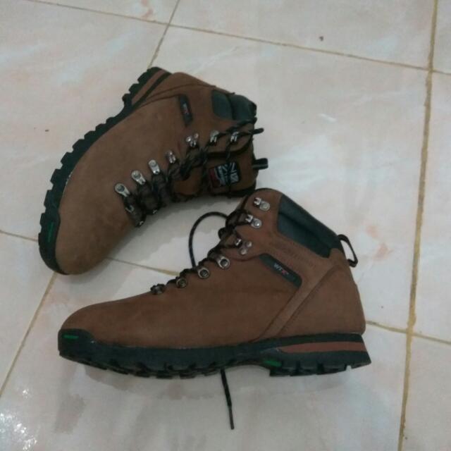 Sepatu Gunung Karrimor Ksb Kinder Waterproof Olshop Fashion Olshop Pria Di Carousell