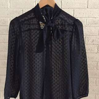 lace shirt