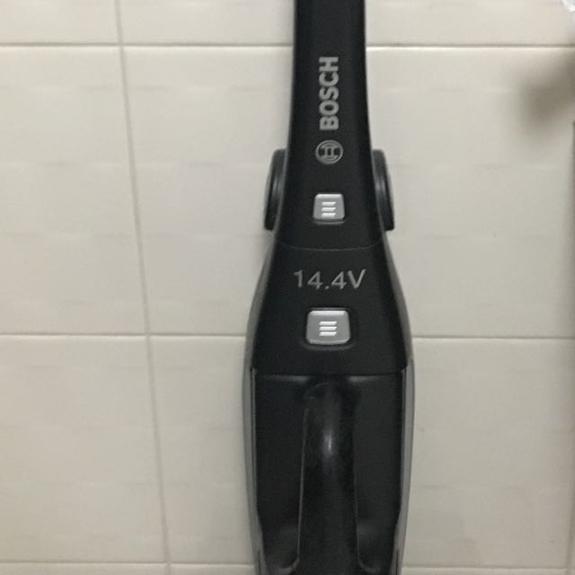 Bosch Handheld Vacuum Cleaner 14.4V 2 In 1, TV & Home Appliances