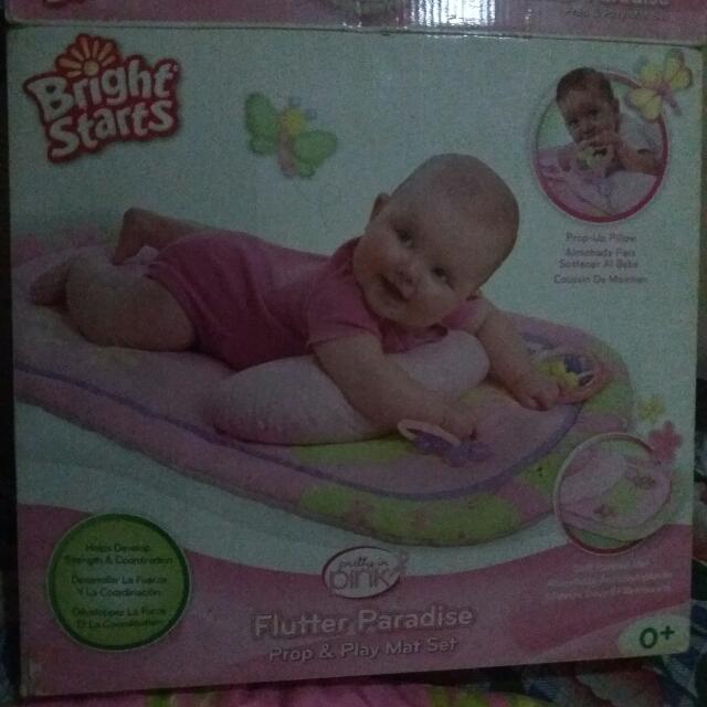 Repriced! Bright Starts Props And Play Mat Set (Category: Infant Playtime) located in Pasig City. Submitted by aronlinebazaar (Listing ID 95673322, Image 2). Description: .