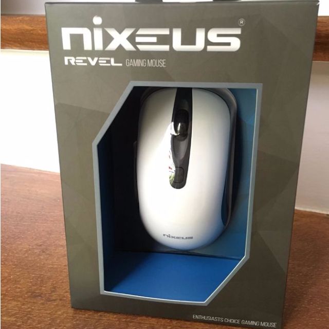BNIB White Nixeus Revel Gaming Mouse Pixart PMW3360, Computers & Tech