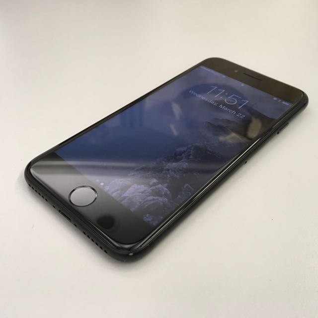 Iphone 7 Black 128gb Free Apple Smart Battery Case Mobile Phones Tablets Iphone Iphone 7 Series On Carousell