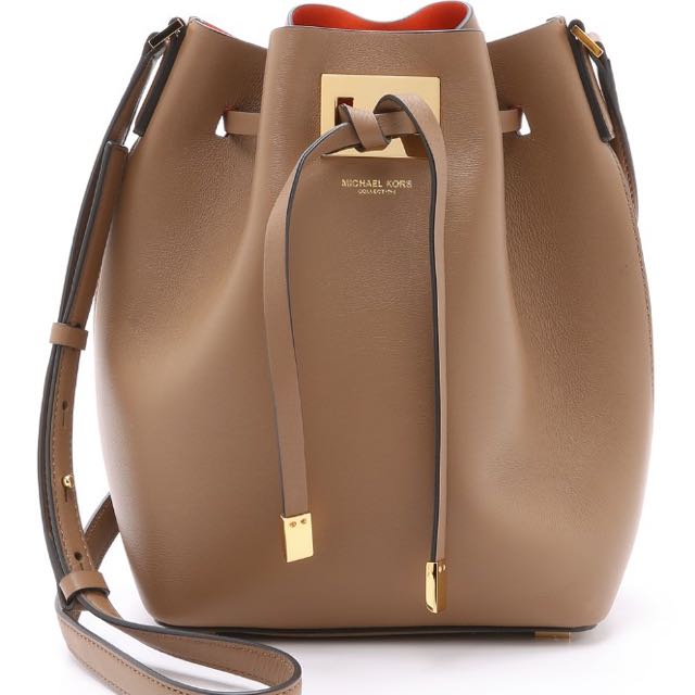 michael kors miranda bucket bag