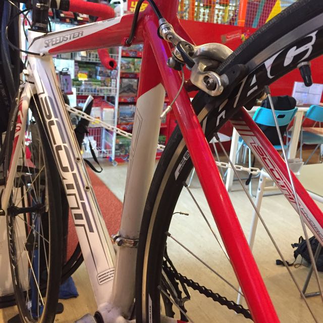 scott speedster s50 road bike