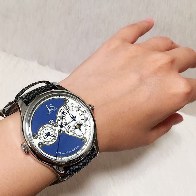Joshua & 2025 sons watch review