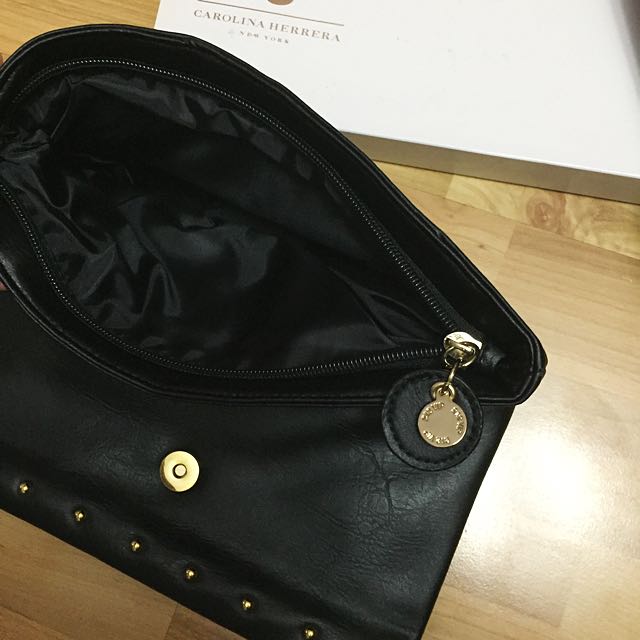 Carolina Herrera Clutch Bag, Women's Fashion, Bags & Wallets, Clutches