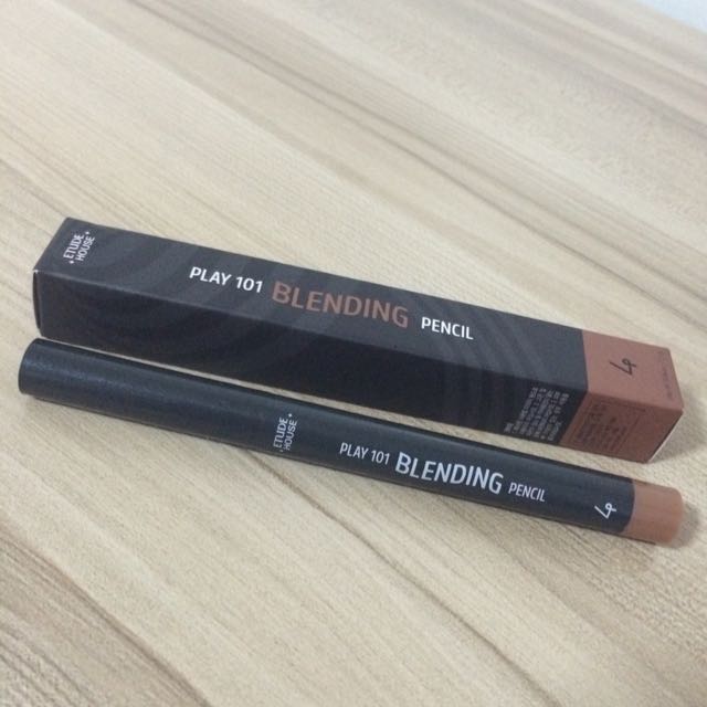 Etude House Play 101 Blending Pencil - 4 (Category: Makeup) located in Las Pinas. Submitted by ellearr (Listing ID 96097358, Image 1). Description: .