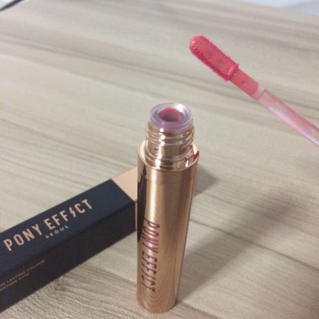 Pony Effect Favorite Fluid Lip Tint - Romantic Breathe (Category: Face Care) located in Las Pinas. Submitted by ellearr (Listing ID 95987540, Image 3). Description: .