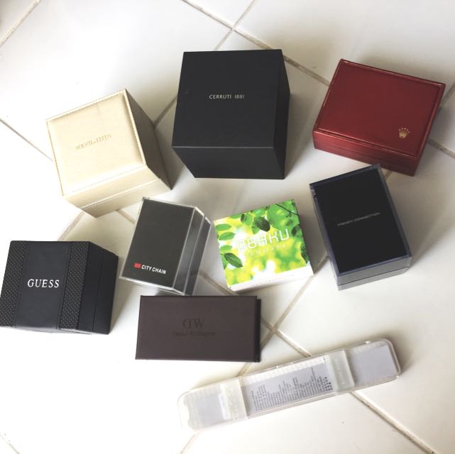 Various Watch Boxes (Category: Watches) located in Kuala Lumpur. Submitted by precioustodds (Listing ID 96038699, Image 1). Description: Guess solvil titus cerutti french connection obaku city chain daniel wellington Rolex & swatch sold.