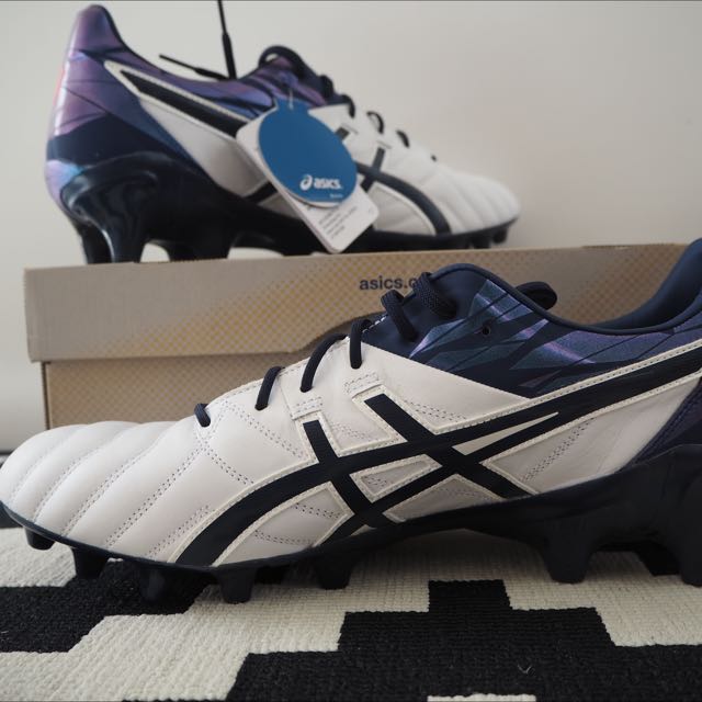 Asics football boots 2017 clearance