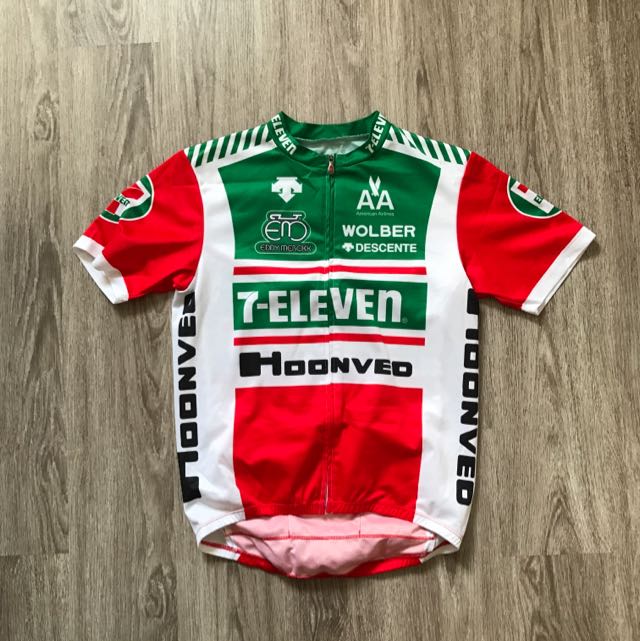 711 cycling jersey