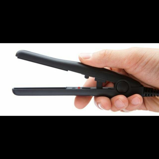 Petite / Mini Iron Jose Eber, Beauty & Personal Care, Hair on Carousell