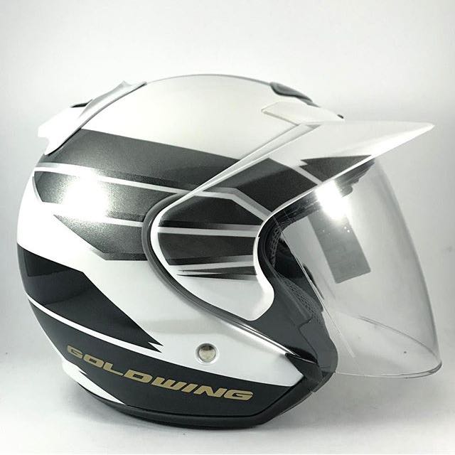 Shoei goldwing best sale