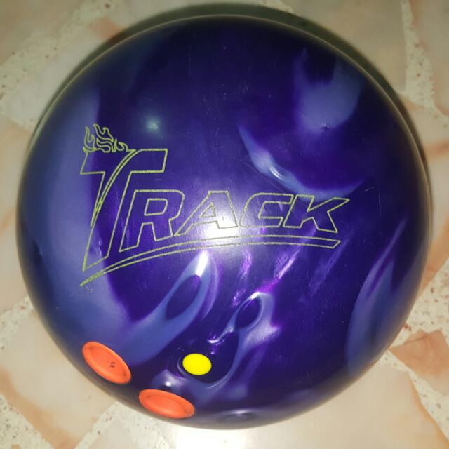 Track Paradox Pearl Bowling Ball, Sports Equipment, Sports & Games
