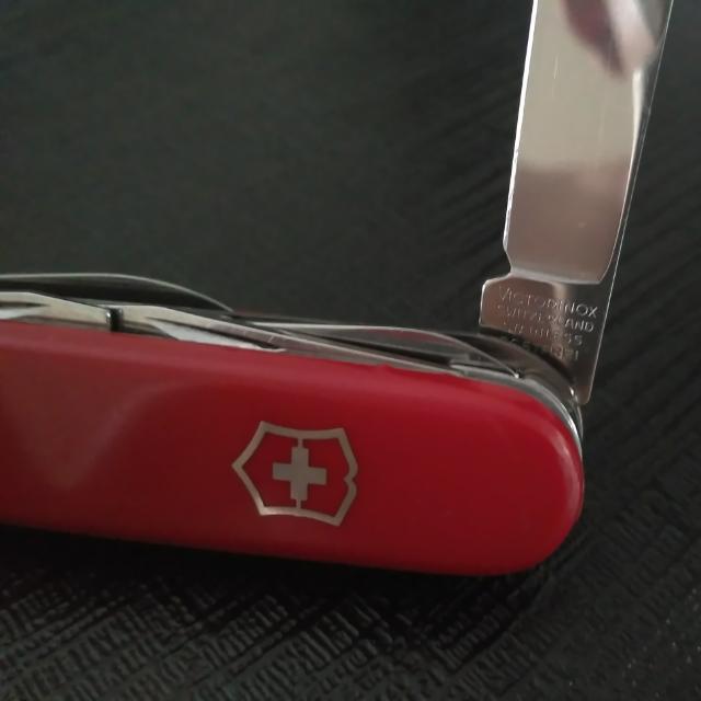 Victorinox Swiss Army Knife Huntsman, Everything Else, Others on Carousell