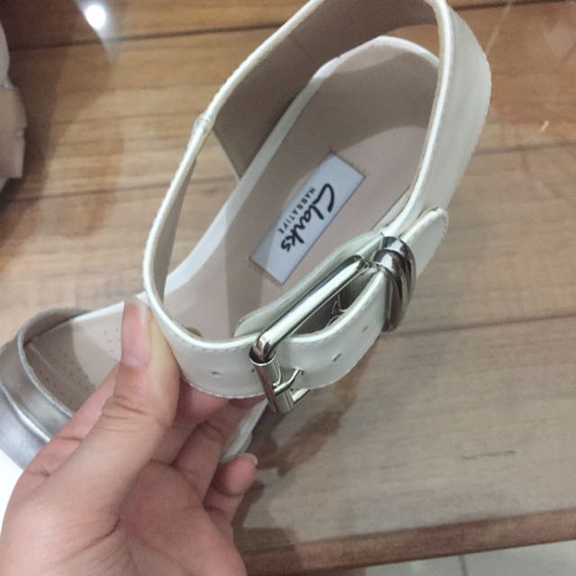 Clarks Rosalie Pose Olshop Fashion Olshop Wanita di Carousell