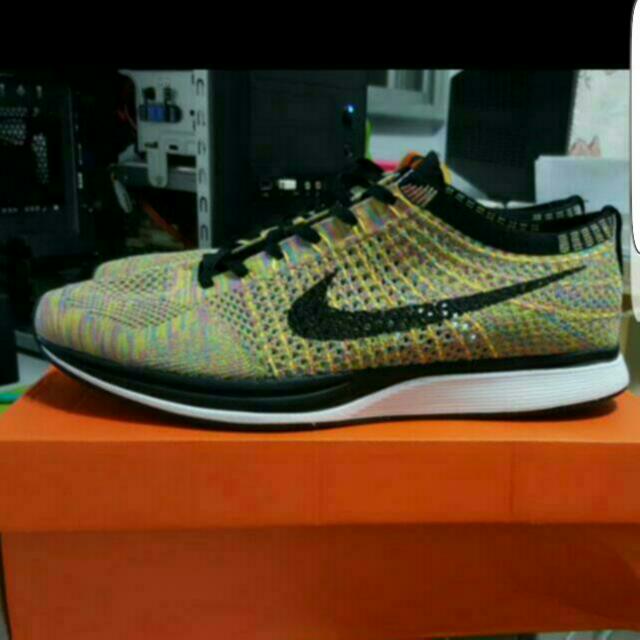 nike flyknit multicolor