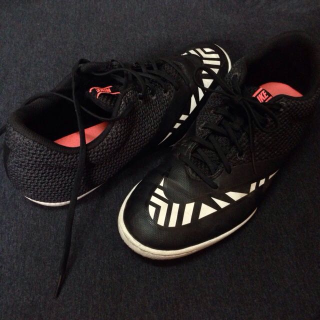 Nike Pro Ic Futsal Football Bola Adidas Kasut Shoe Bundle Jb Rm 70, Men's Footwear, Sneakers on Carousell
