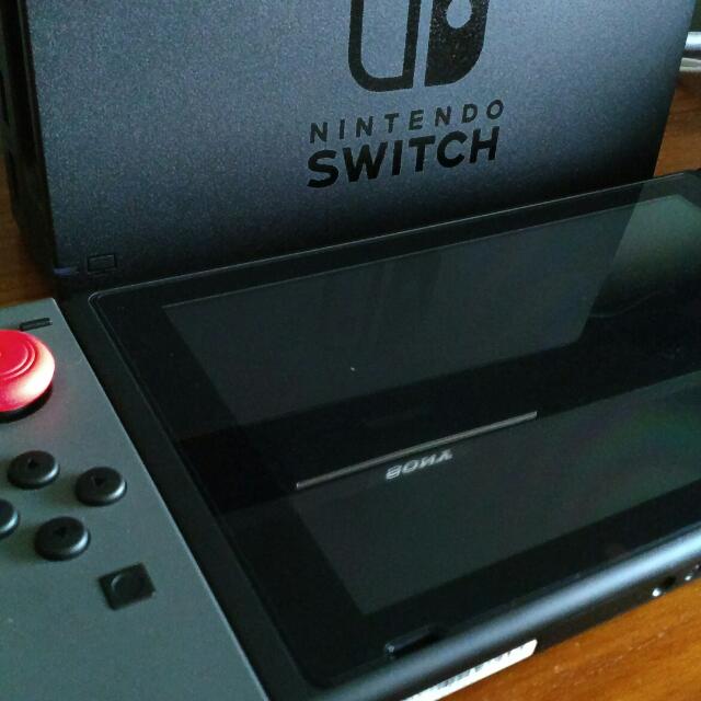 nintendo switch pre owned console
