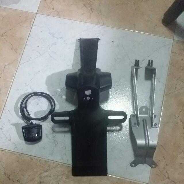 r15 v2 number plate holder