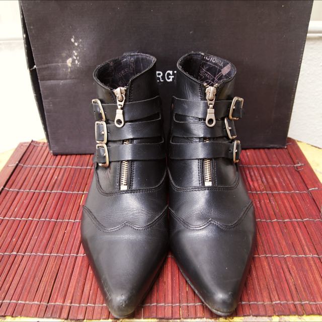 Underground winklepickers best sale
