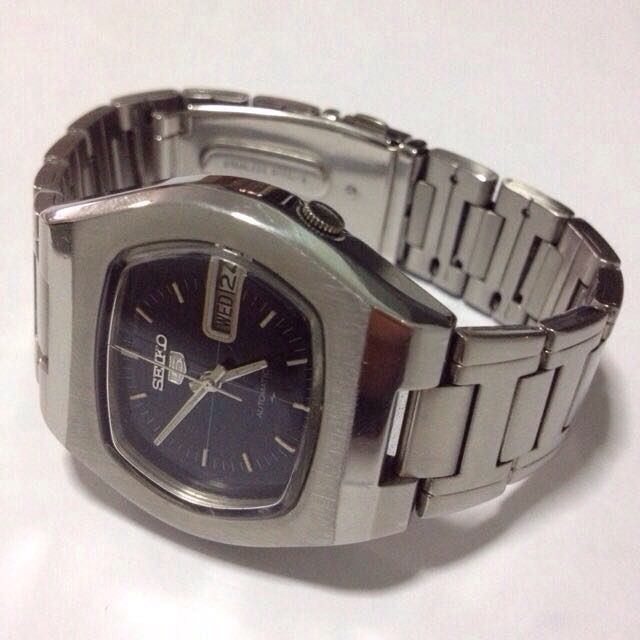 Vintage 80s/90s seiko Watch For Man, Women's Fashion, Watches &  Accessories, Watches on Carousell