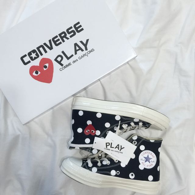 play polka dot converse