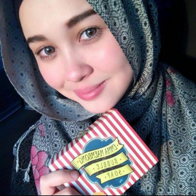 Instock Emma Maembong Bubble Soap Health Nutrition Health Supplements Health Food Drinks Tonics On Carousell