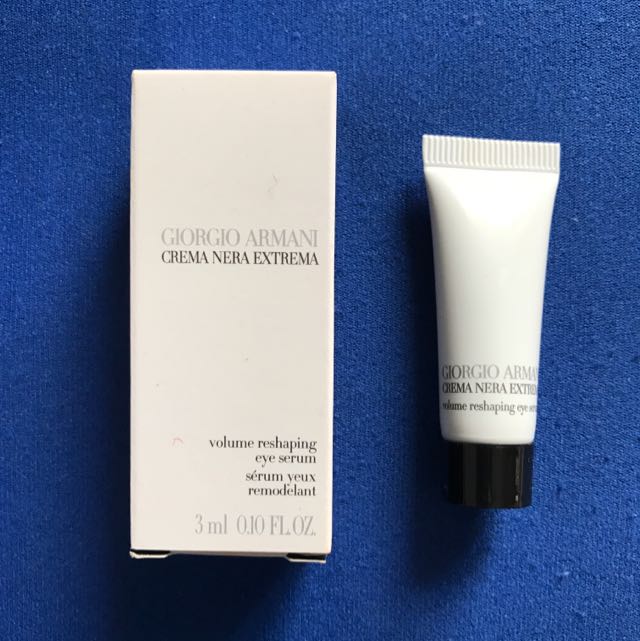 giorgio armani crema nera extrema volume reshaping eye serum