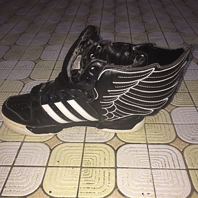 Adidas jeremy scott black hot sale