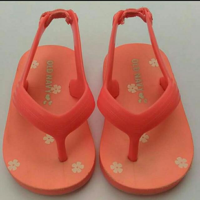 For Sale Pre Loved Old Navy Baby Slipper Size 12 Cm Price 250php Sf Slighty Used Babies Kids Others On Carousell