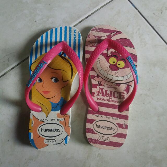 havaianas alice in wonderland